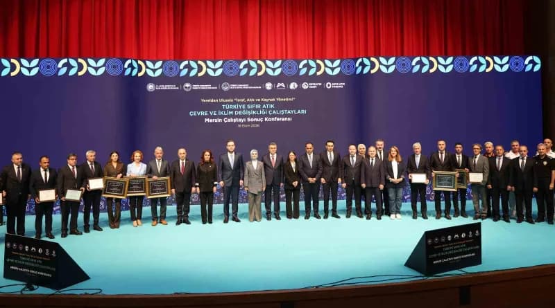 Aile ve Sosyal Hizmetler Bakanı Mahinur Özdemir Göktaş, Sıfır Atık Vakfı tarafından Türkiye Sıfır Atık, Çevre ve İklim D