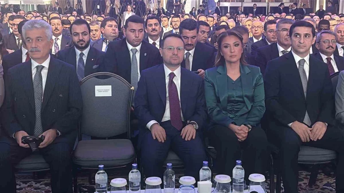 Adalet Bakanı Akın Gürlek, İstanbul Çırağan Sarayı'nda Uluslararası Adalet Zirvesine katıldı