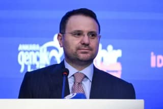 Adalet Bakanı Akın Gürlek Ankara Gençlik Kolları toplantısında konuşma yaparken