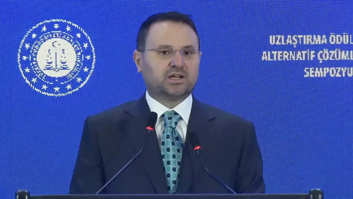 Adalet Bakanı Akın Gürlek, Ankara'da düzenlenen Uzlaştırma Ödül Töreni ve Alternatif Çözümlerde