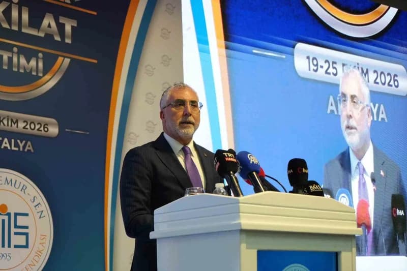 Çalışma ve Sosyal Güvenlik Bakanı Vedat Işıkhan