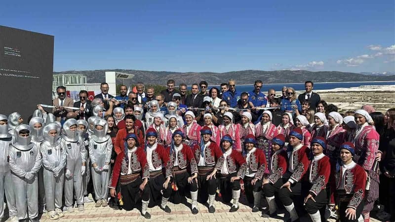Sanayi ve Teknoloji Bakanı Mehmet Fatih Kacır, Burdur'da Salda Bilim Merkezi ile Burdur Mehmet Akif Ersoy Üniversitesi M