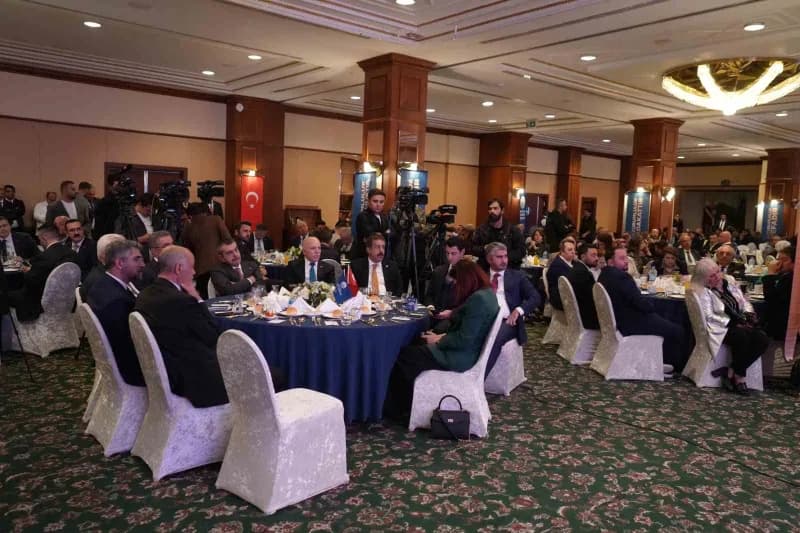 Erzurum Ticaret Borsası tarafından, 'Erzurum Birlikte Güçlü' sloganıyla 1. Erzurum Kalkınma Zirvesi
