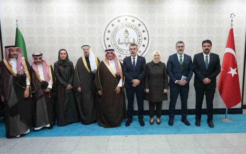 Milli Eğitim Bakanı Yusuf Tekin, Suudi Arabistan Eğitim Bakanı Yusuf Bin Abdullah El-benyan'ı ağırla