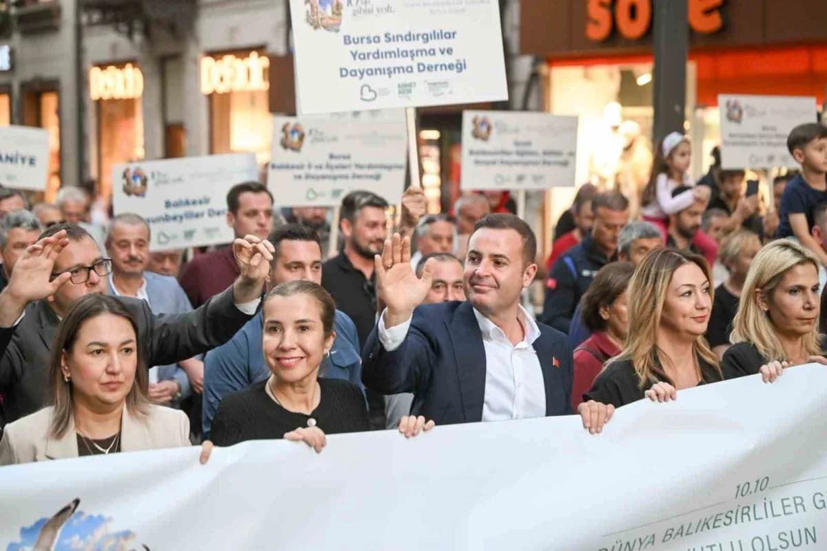 Balıkesir Büyükşehir Belediyesi tarafından büyük bir coşkuyla kutlanan 10.10 Dünya Balıkesirliler Günü kapsamında düzenl