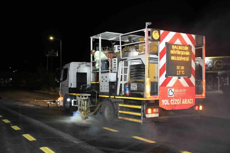 Balıkesir Büyükşehir, KÜÇÜKSAN’ın yollarını yeniledi
