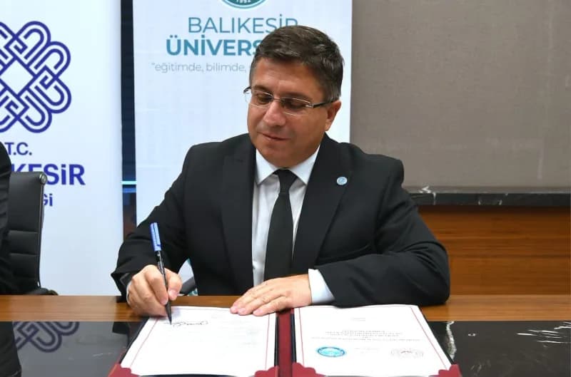 Balıkesir’de Sosyal Hizmetlerde Üniversite-kamu İş Birliği güçleniyor rektör Oğurlu