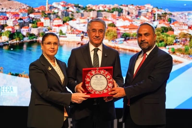 Bartın Üniversitesi (BARÜ) Eğitim alanının önemli buluşmalarından olan "18. Uluslararası Eğitim Araş