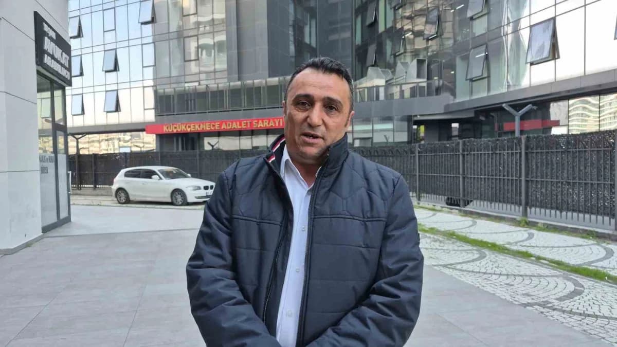 Başakşehir Kuzey Marmara Otoyolu’nda polis memurlarını taşıyan servis minibüsü ve otomobilin çarpışt