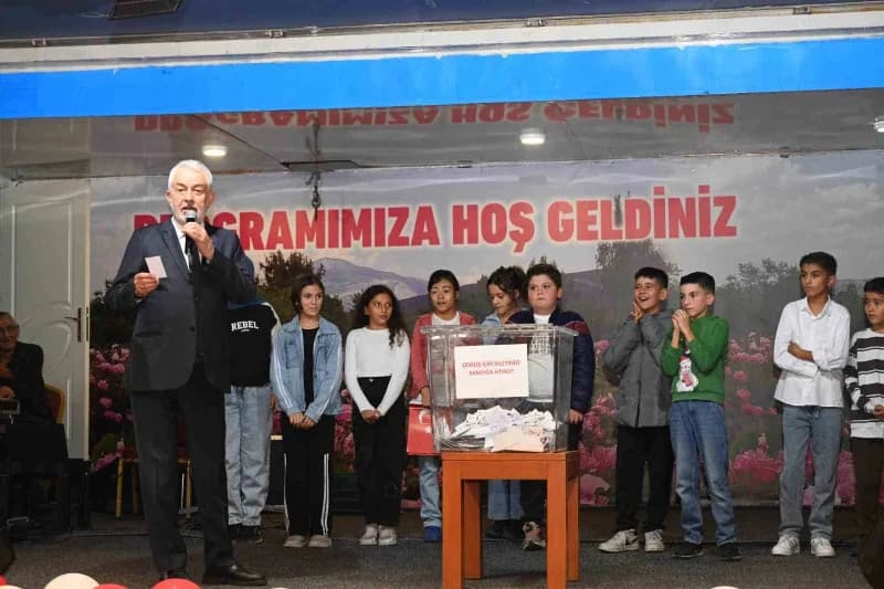 Başkan Başdeğirmen: “Sizlerle çalışmaktan onur duyuyorum”
