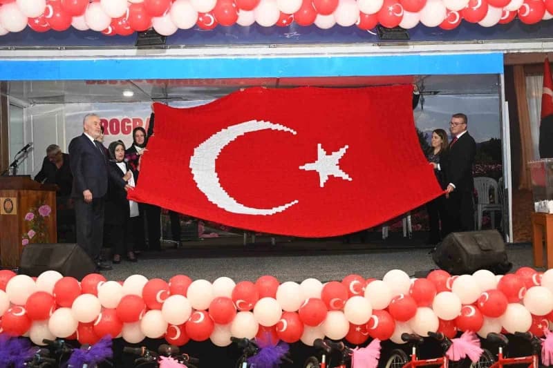 Başkan Başdeğirmen: “Sizlerle çalışmaktan onur duyuyorum”