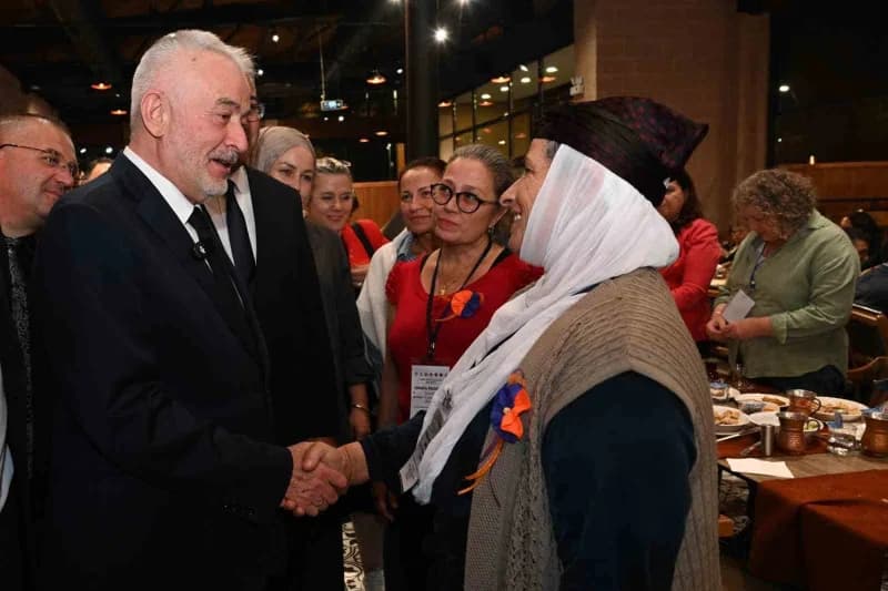 Başkan Başdeğirmen, Türkiye’nin dört bir yanından gelen Kadın muhtarlarla buluştu