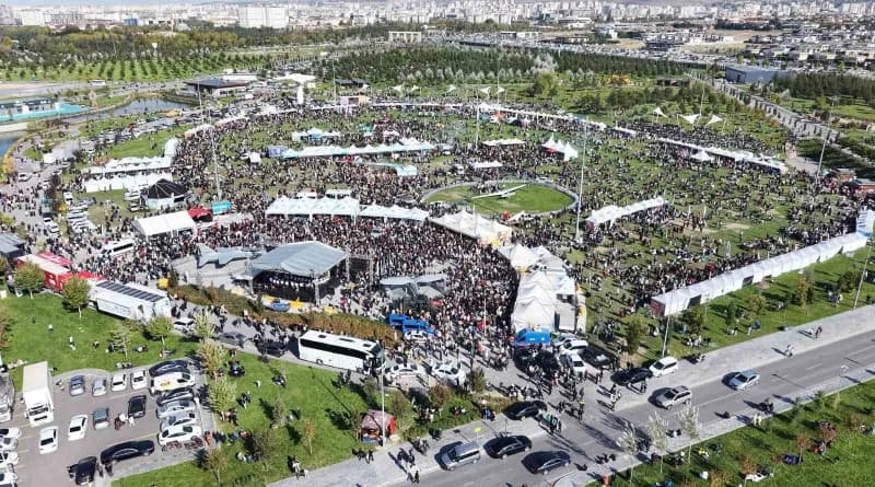 Kayseri Büyükşehir Belediyesi ile TÜBİTAK iş birliğinde, Kayseri Bilim Merkezi öncülüğünde düzenlenen Kayseri 8. Bilim F