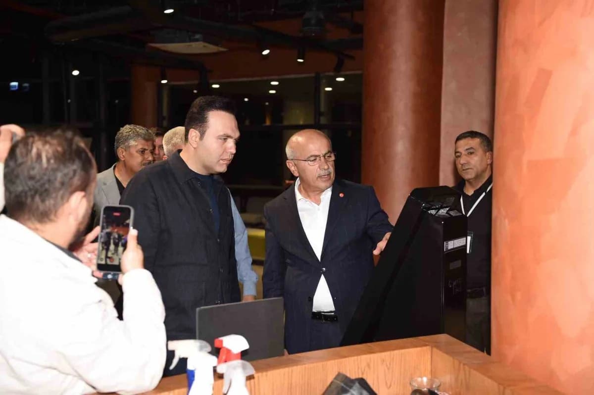 Başkan Er: "Herkesin mutlu olacağı Bir Malatya inşa ediyoruz "