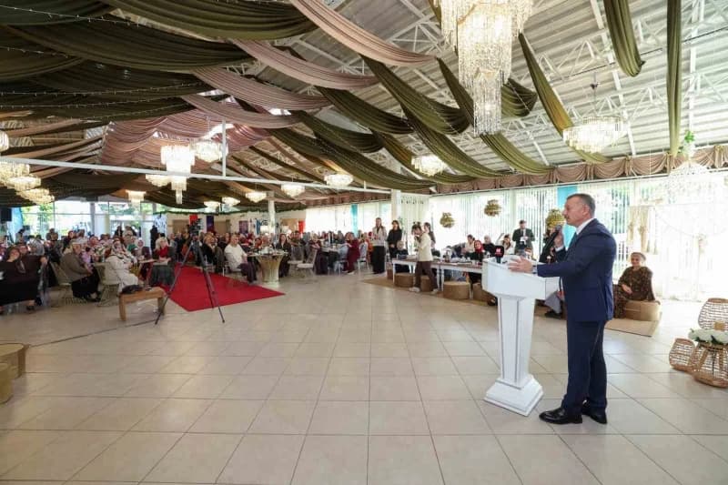 Tahir Büyükakın konuşma yaptı