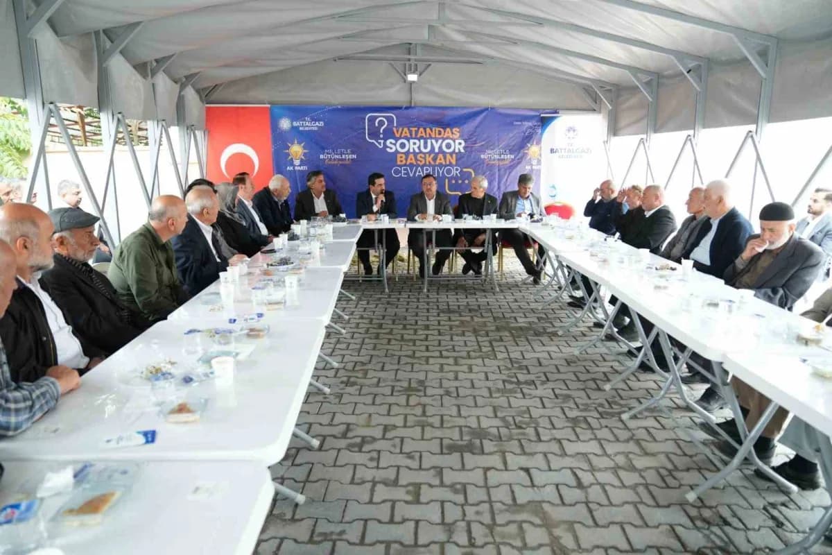 Başkan Taşkın Nuriye Mahallesi’nde vatandaşların taleplerini dinledi