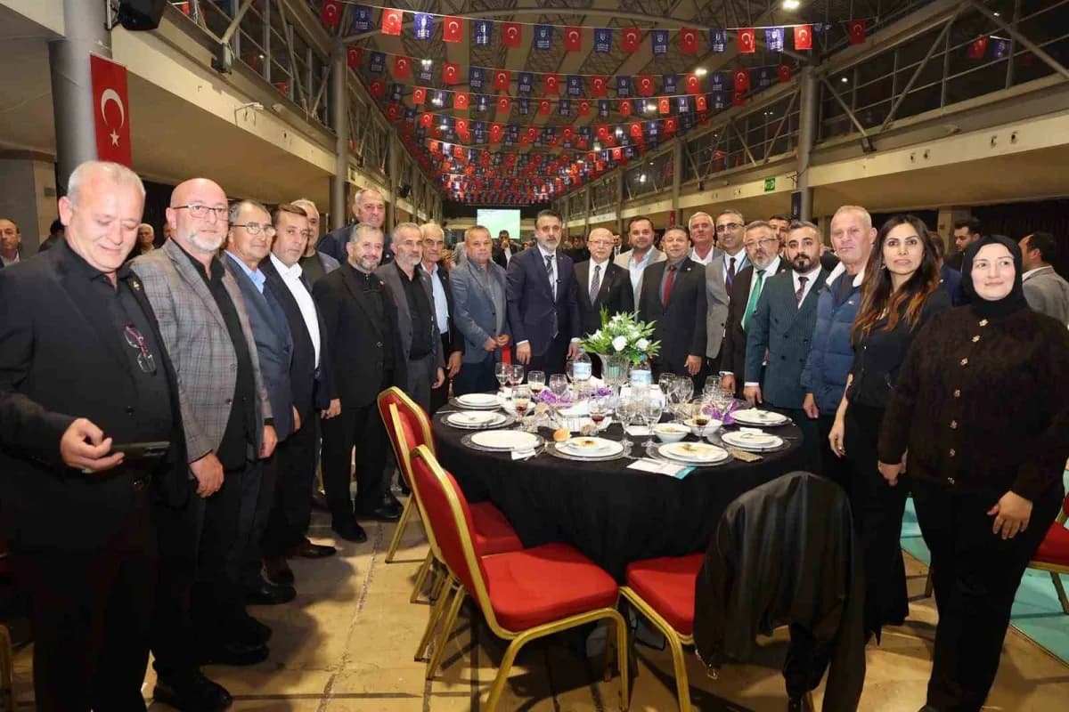 Bursa Büyükşehir Belediyesi, 19 Ekim Muhtarlar Günü dolayısıyla İl genelinde görev yapan mahalle muhtarlarına yönelik Me