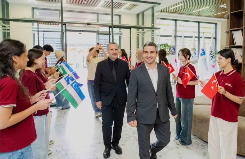 Prof. Dr. Murat Dündar ve BAU Uluslararası Tanıtım Direktörü Sabri Versan