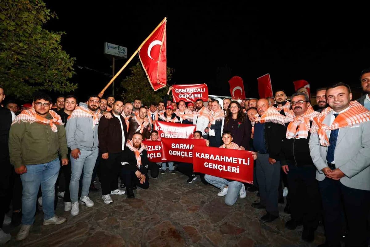 Manisa Büyükşehir Belediye Başkanı Besim Dutlulu, Yunusemre Belediye Başkanı Semih Balaban ile birlikte Ortaköy Mahalles