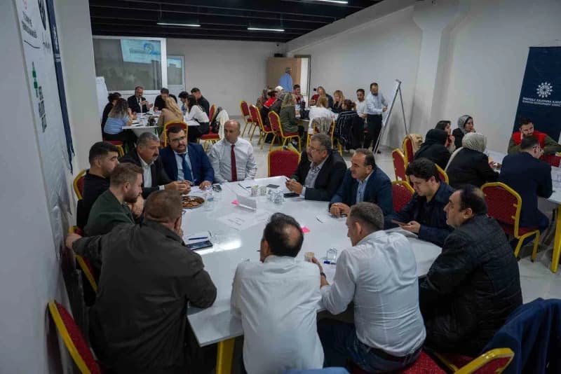 Besni üzümünün Katma değerini artıracak yol haritası hazırlanıyor