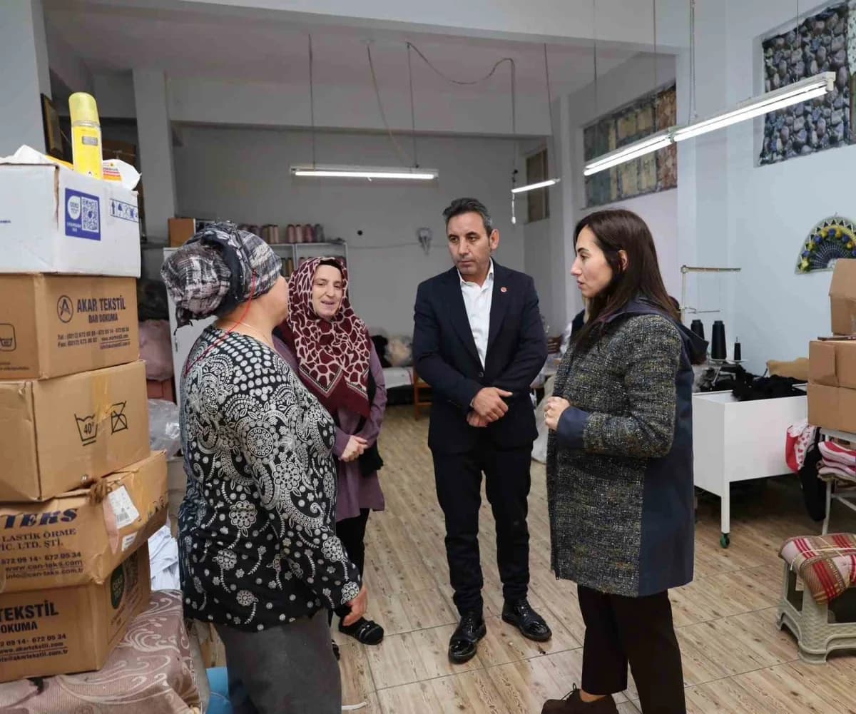 Beykoz, metrekareye 270 kilogramla tarihinin en yoğun yağışını aldı. Beykoz Belediyesi 100’ün üzerinde araç ve 580’e yak