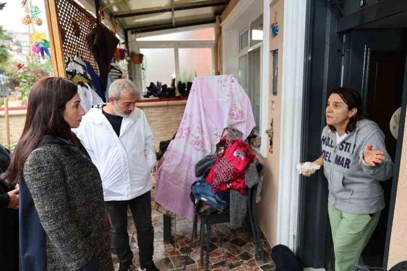 Beykoz, metrekareye 270 kilogramla tarihinin en yoğun yağışını aldı. Beykoz Belediyesi 100’ün üzerinde araç ve 580’e yak