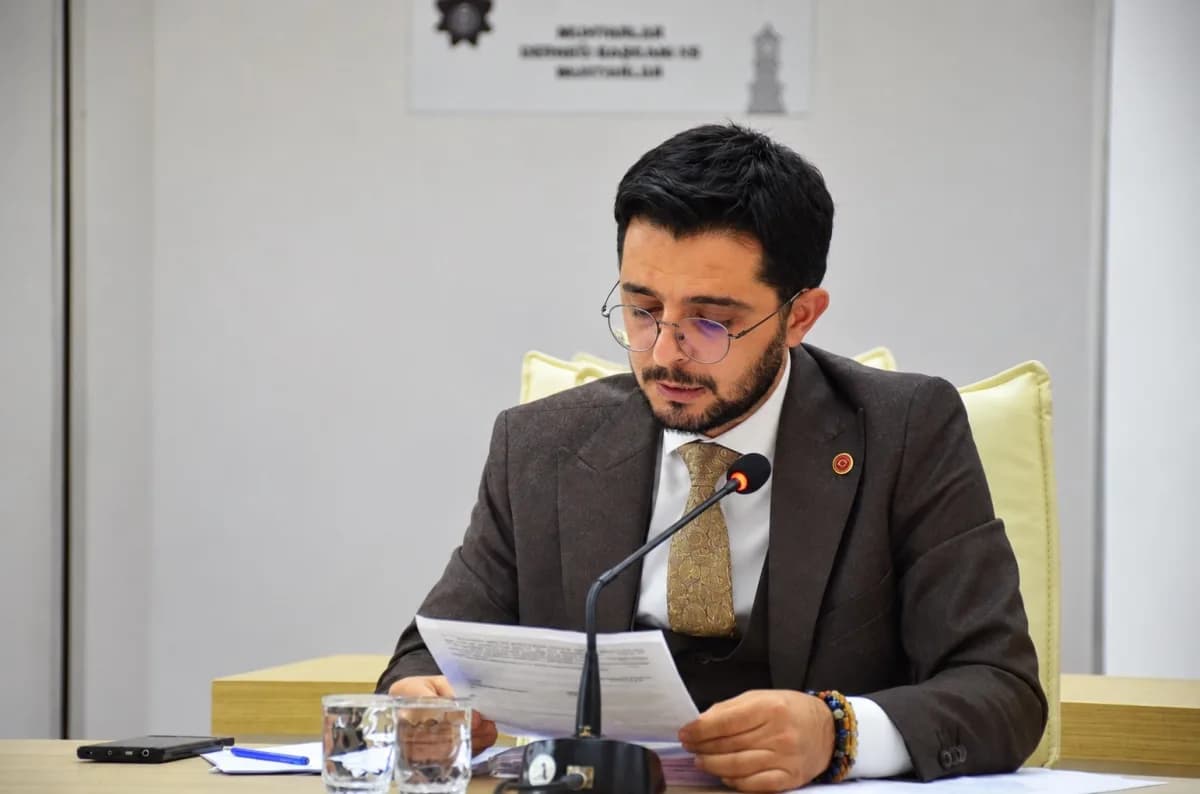 Bilecik Belediyesi Meclisi toplantısından bir kare, Melek Mızrak Subaşı ve AK Parti üyeleri