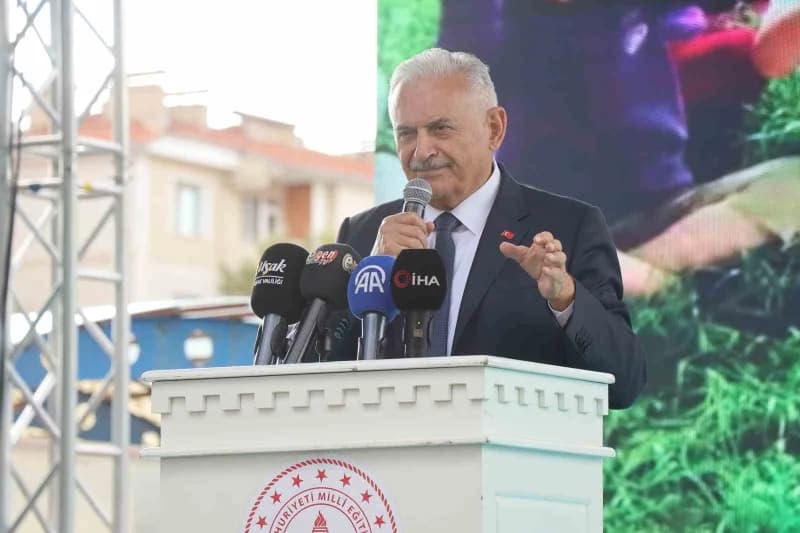 Türk Devletleri Teşkilatı Aksakallar Konseyi Başkanı Binali Yıldırım.