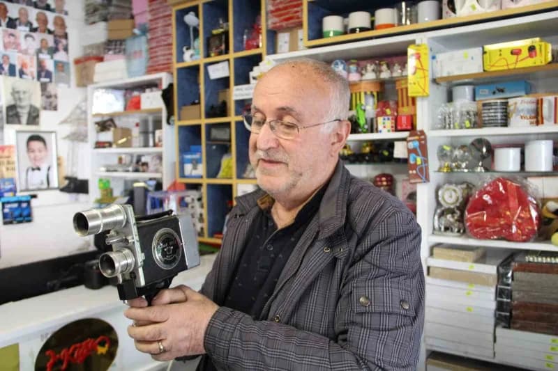 İbrahim Atilla Parkın, 1940'lı yıllara kadar uzanan 10 bini aşkın fotoğraf arşiviyle ilçenin geçmişi