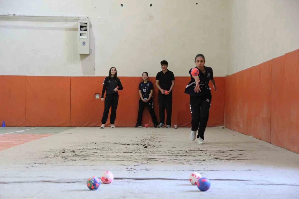 Şampiyon sporcular Bingöl’de yeni şampiyonluklara hazırlanıyor
