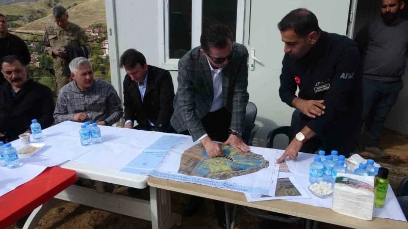 Bitlis’in Gazibey ve 8 Ağustos mahallelerinde her yıl yaşanan Çığ tehlikesine karşı başlatılan Çığ Ö