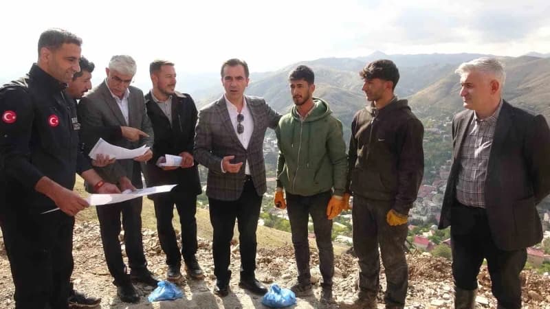 Bitlis’in Gazibey ve 8 Ağustos mahallelerinde her yıl yaşanan Çığ tehlikesine karşı başlatılan Çığ Ö