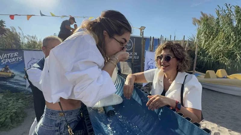 Muğla Bodrum'da düzenlenen Uluslararası Balık Festivali kapsamında denize bırakılan yavru balıklar ve festival etkinlikl