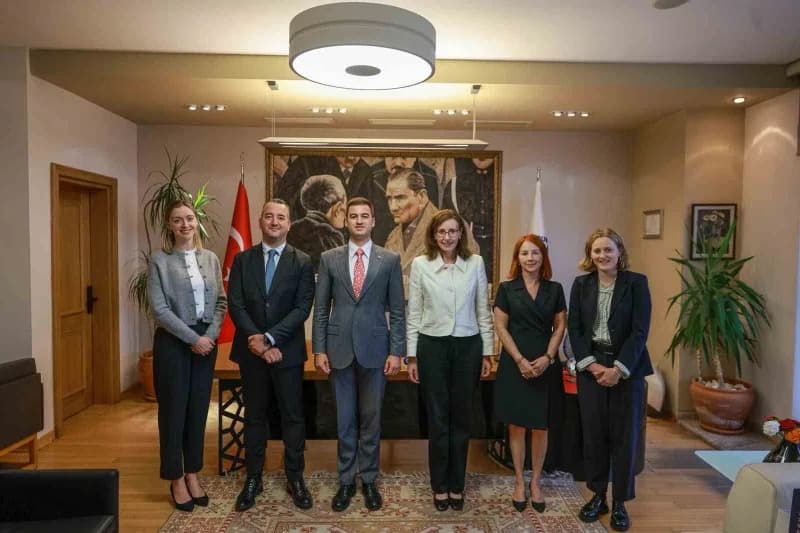 Bodrum ile İngiltere arasındaki turizm ilişkileri masaya yatırıldı