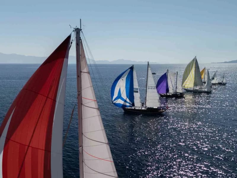 Bu yıl 19-24 Ekim tarihleri arasında düzenlenen 38. The Bodrum Cup'ta yarışçılar, İlk gün Bodrum açı