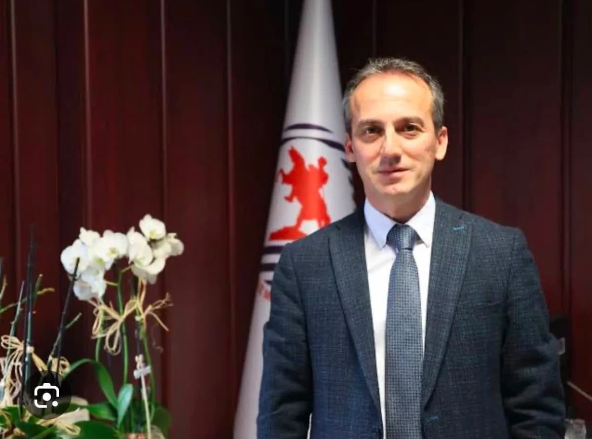 Türk Nöroloji Derneği Başkanı Prof. Dr. Murat Terzi