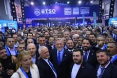 BTSO Ana Hizmet Binası önünde başkanlık seçimleri için hazırlanan oy sandıkları ve seçim atmosferi
