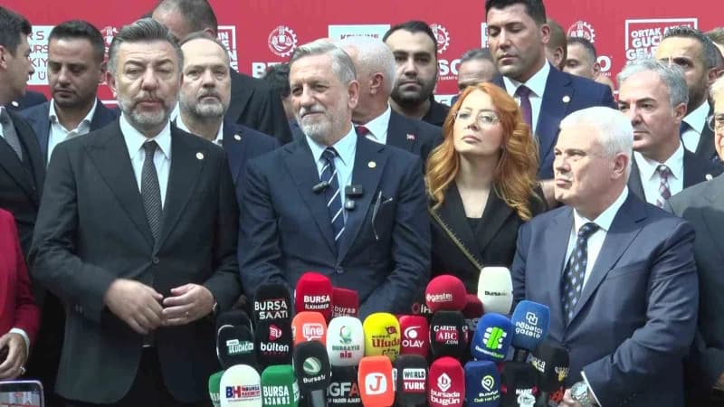 Bursa Ticaret ve Sanayi Odası’nda (BTSO) yeni dönemin yönetimini belirlemek üzere gerçekleştirilen seçimde oy verme işle