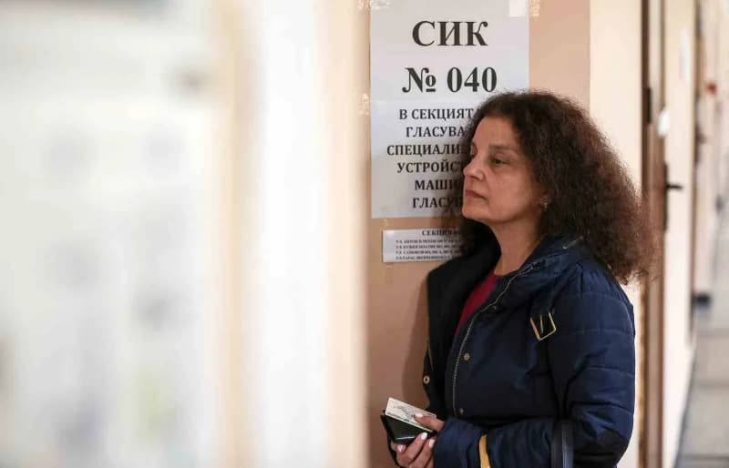 Bulgaristan cumhurbaşkanlığı seçimi için sandık başında