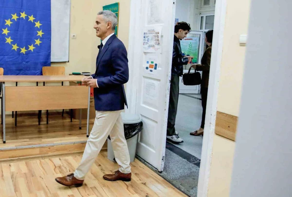 Bulgaristan'da dün ülkenin yeni Cumhurbaşkanı ve Cumhurbaşkanı yardımcısını belirlemek üzere gerçekl
