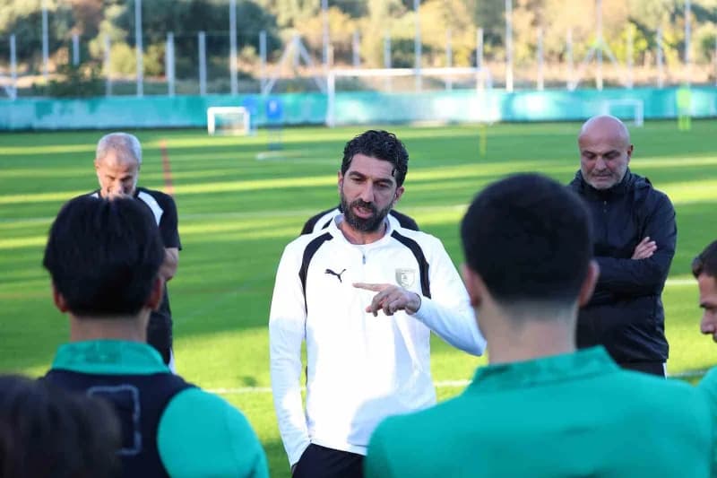 Burhan Eşer: "Bu galibiyet serisini sürdürmek istiyoruz"