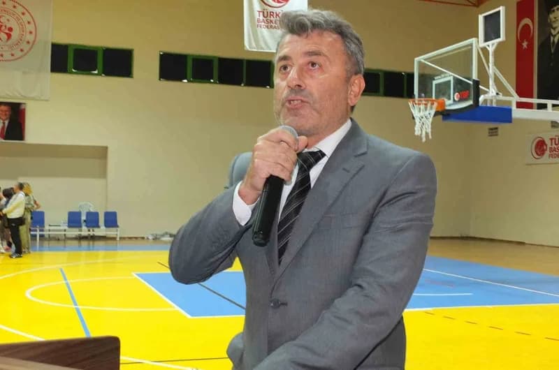 Spor Müdürü Aslan Alparslan