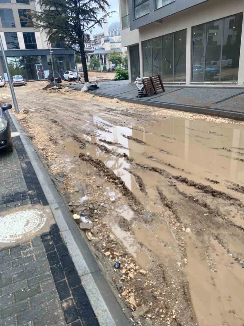 1050 Konutlar’da 1.400 daire teslim edildi: 5 bin hanenin yaşayacağı bölgede altyapı çağrısı