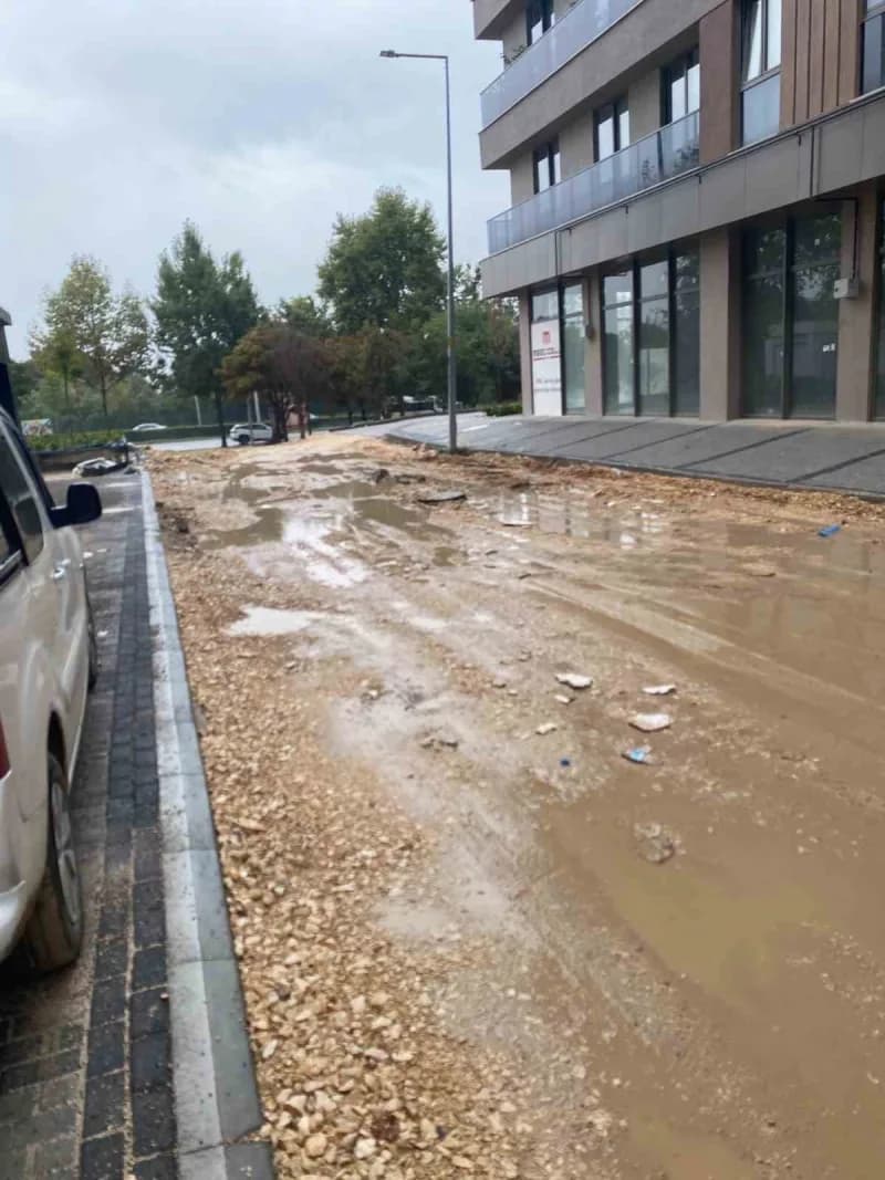 1050 Konutlar’da 1.400 daire teslim edildi: 5 bin hanenin yaşayacağı bölgede altyapı çağrısı