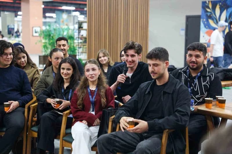 Bursa Büyükşehir Belediye Başkan Vekili Şahin Biba, Mudanya Üniversitesi’nde gençlere seslendi: "Büyükşehir Belediyesi o