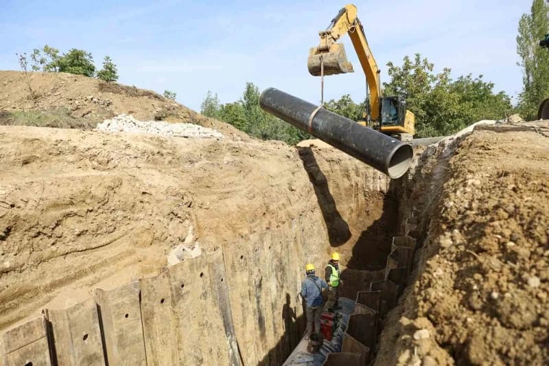 Bursa Büyükşehir Belediyesi, Çınarcık İçme Suyu Projesi kapsamında Nilüfer’in Kayapa Mahallesi’nde 5 bin 800 metrelik ye