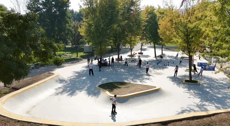 İnegöl Belediyesi’nin talebi üzerine Hikmet Şahin Kültür Parkında yeni bir Kaykay Park yapılması için Büyükşehir Belediy