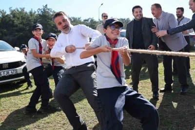 Bursa Atatürk Kent Ormanı’nda genç izcilerin kullandığı yeni İzci Evi binası ve çevresi
