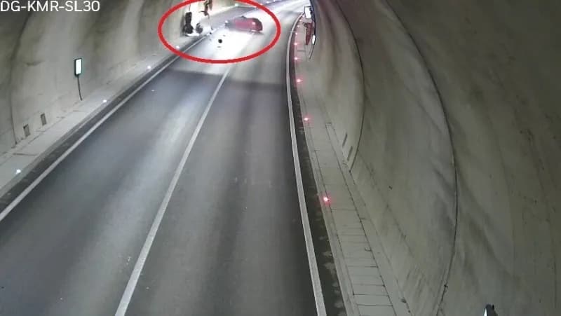 Bursa’da babasını kazada kaybetti, 3 ameliyat geçirdi: 12 yaşındaki Can’ın bacağında kalıcı hasar oluştu