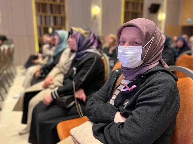 Bursa'da meme kanserinde erken teşhisin önemine dikkat çekmek ve kadınlarda farkındalık oluşturmak a